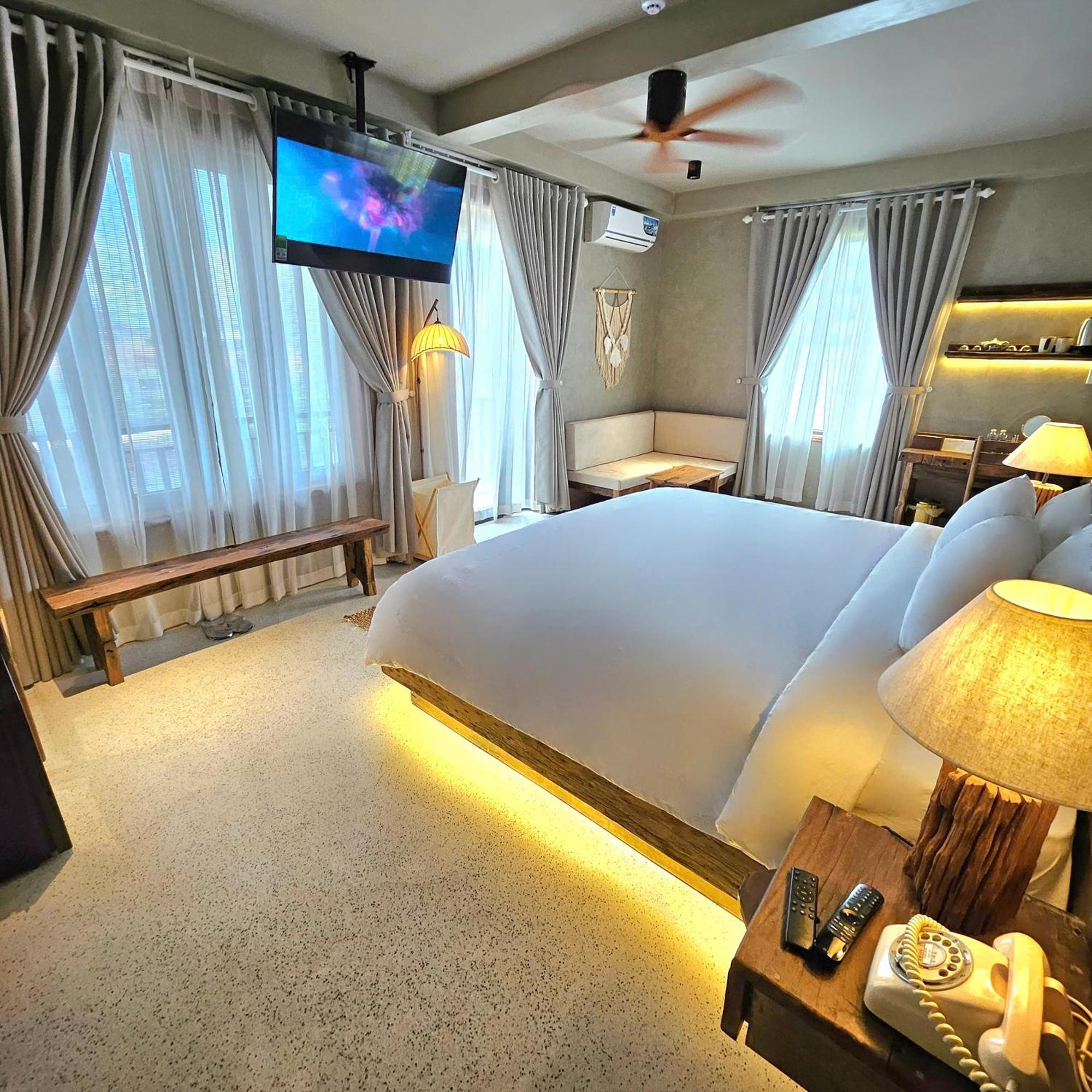 Victory Hotel Hue Exterior foto