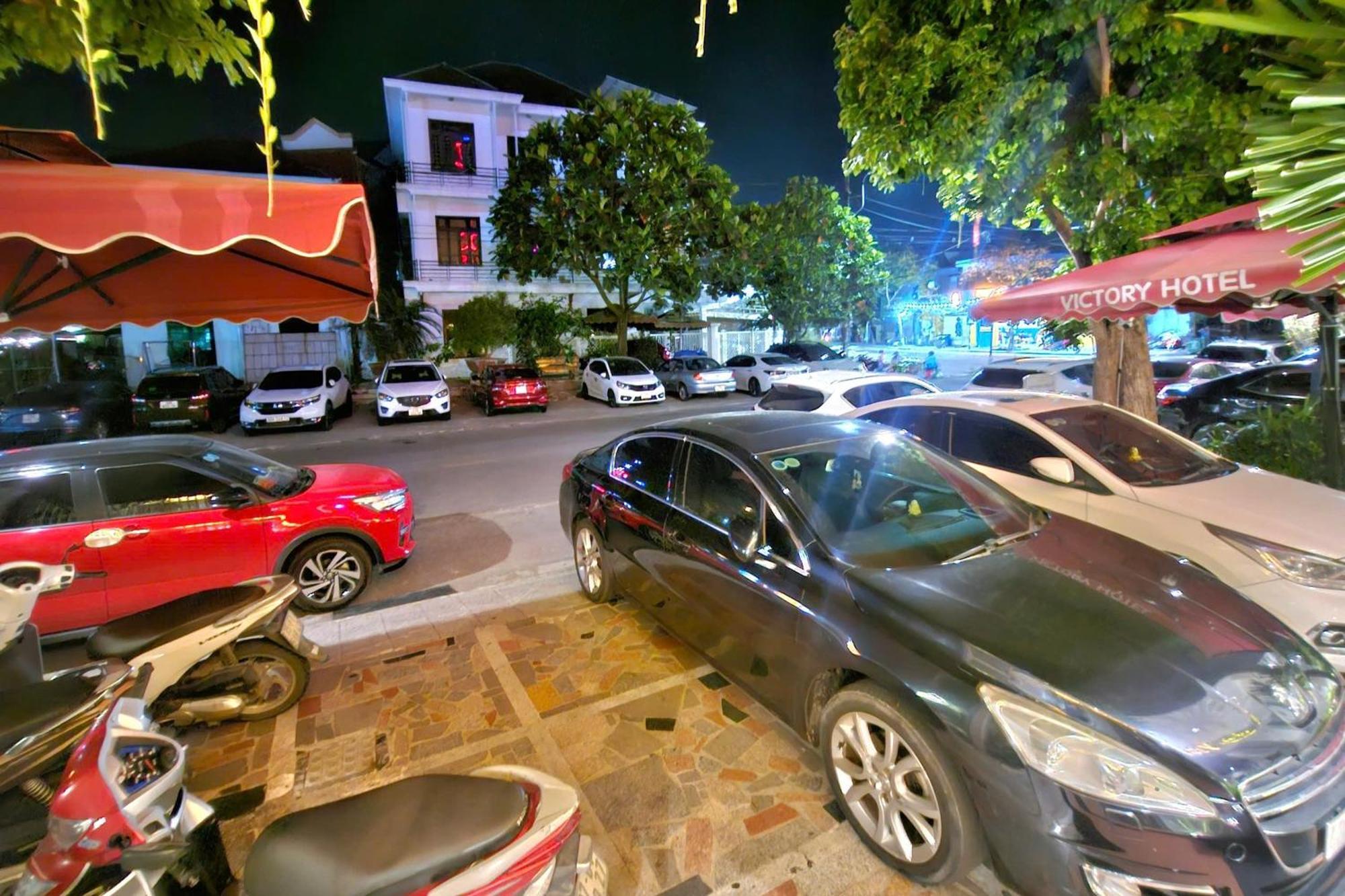 Victory Hotel Hue Exterior foto